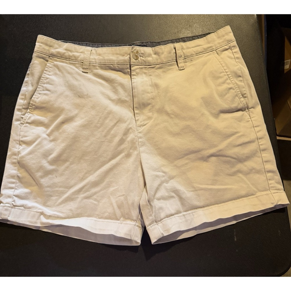Nautica Deck Short Men's Classic Fit Stretch Cotton Chino Shorts Beige. F6064